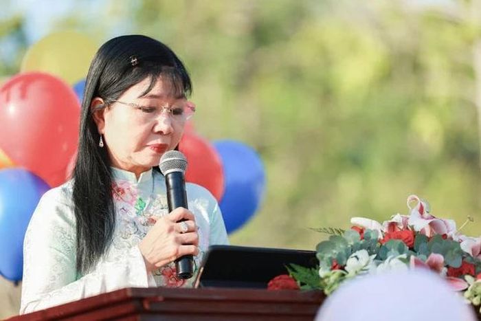Bà Trần Thị Thanh Hương, Phó Bí thư Tỉnh ủy, Chủ tịch Ủy ban MTTQVN tỉnh An Giang phát biểu tại buổi lễ