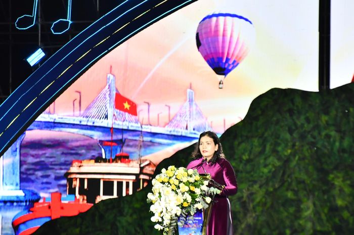 Lãnh đạo tỉnh Quảng Ngãi kêu gọi mỗi người dân trở thành một "đại sứ du lịch", chung tay xây dựng môi trường du lịch văn minh, an toàn và thân thiện. (Ảnh: Lê Danh)