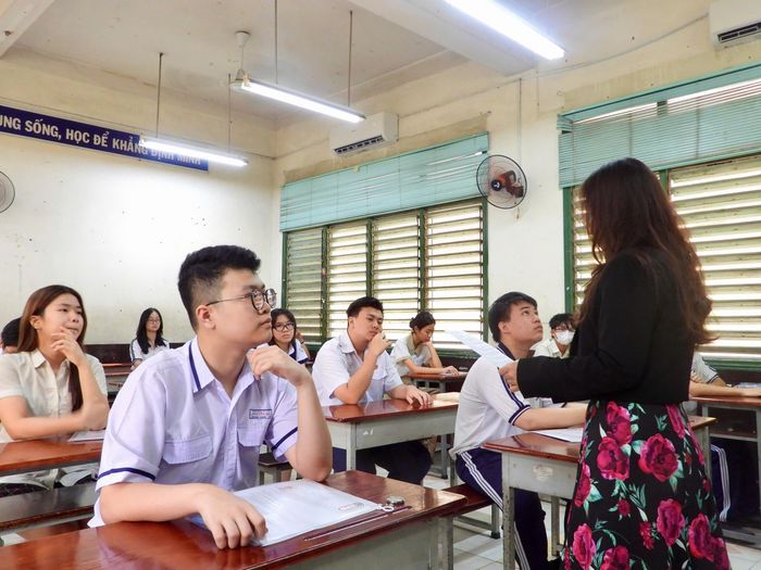Kỳ thi tuyển sinh lớp 10 công lập năm nay thu hút hơn 151.000 thí sinh tham dự.