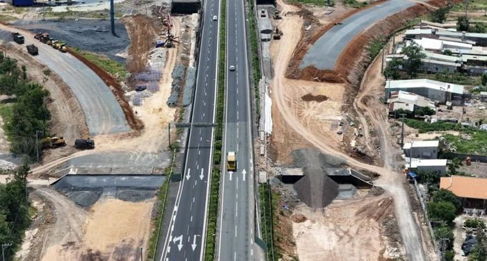 Các dự án hạ tầng cần nguồn vốn dài hạn để triển khai và vận hành. Ảnh minh họa.