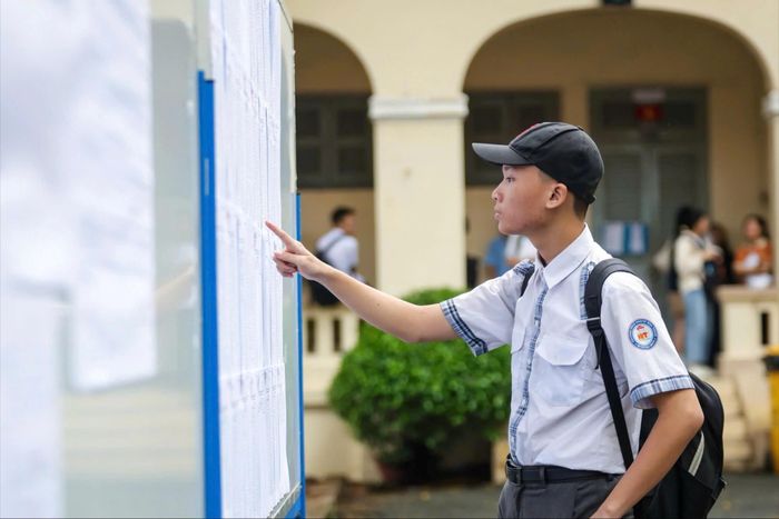 Thí sinh xem sơ đồ phòng thi lớp 10