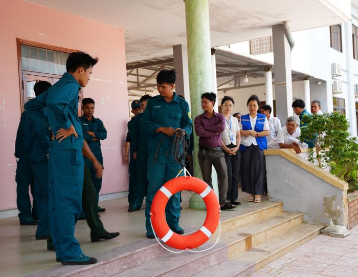 Gần 500 cán bộ, chiến sĩ lực lượng phòng thủ dân sự cùng người dân địa phương đã tham gia diễn tập. Ảnh: IOM