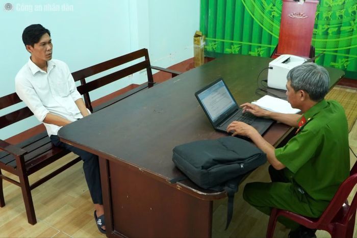 Bị can Đăng tại cơ quan điều tra.