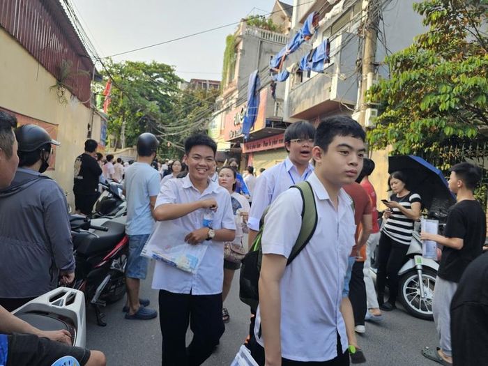 Thí sinh tự tin hoàn thành tốt phần thi. Ảnh: Tuệ Nhi