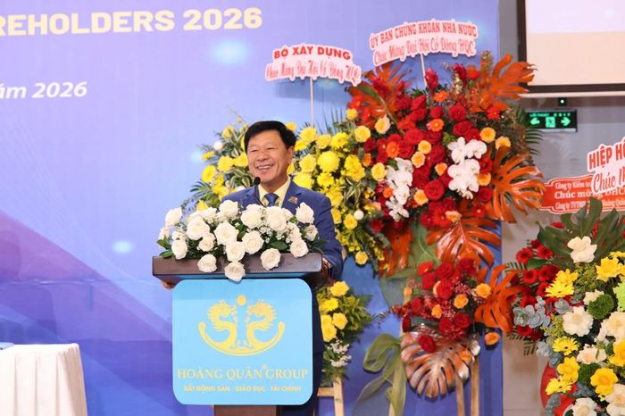 TS. Trương Anh Tuấn – Chủ tịch HĐQT Công ty phát biểu tại đại hội.