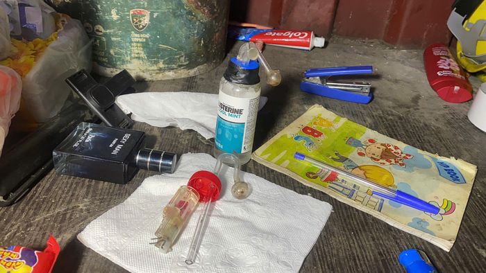 Vật dụng được các đối tượng sử dụng để "phê" ma túy