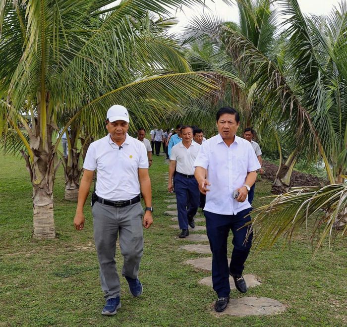  Đoàn công tác khảo sát tại Khu du lịch Đảo Xanh Ecofarm.
