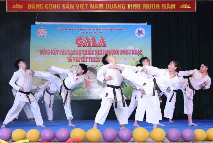 Phường Đông Ngạc tiếp tục duy trì hiệu quả các hoạt động sinh hoạt hè tại khu dân cư. Ảnh: Mạnh Cảnh