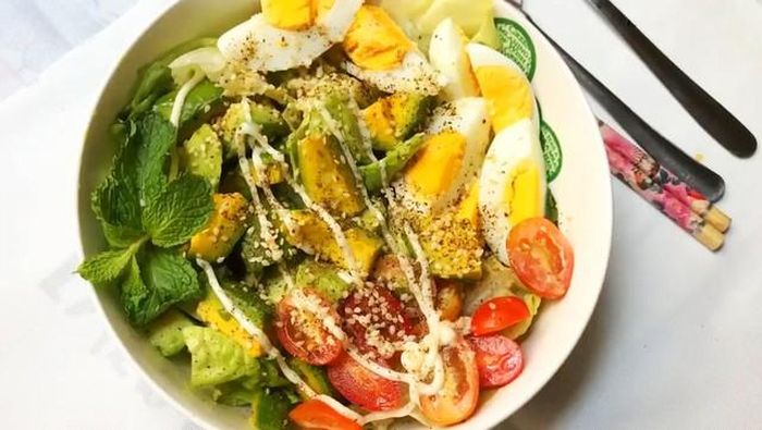 Sốt salad mè rang.
