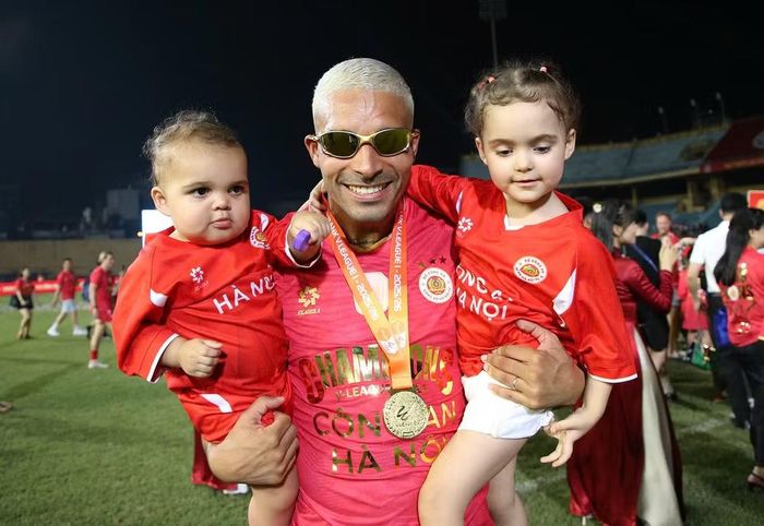 Các ngoại binh của Công an Hà Nội FC đã có một mùa giải vô cùng đáng nhớ