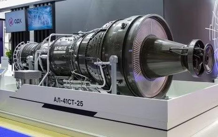 Nhưng chưa dừng lại đây, vào cuối tháng 5/2026, bản kế hoạch phát triển các phiên bản mới công suất lên tới 32 và 42 MW dành cho những cơ sở phát điện phân tán ở vùng Bắc Cực và khí hậu nóng đã được công bố tại một diễn đàn chuyên ngành ở Ufa.