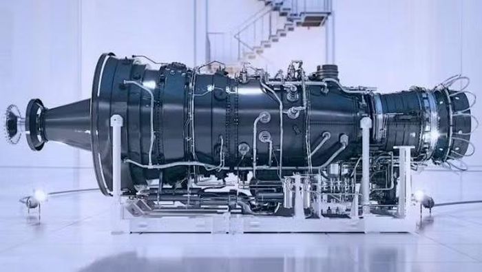  UEC hiện đang cung cấp một loạt tổ máy turbine khí với công suất từ 2,5 đến 25 MW cho các dự án phát điện phân tán và công nghiệp, được sử dụng để cung cấp điện và nhiệt cho nhiều cơ sở sản xuất, doanh nghiệp, trung tâm dữ liệu và cơ sở hạ tầng xã hội.