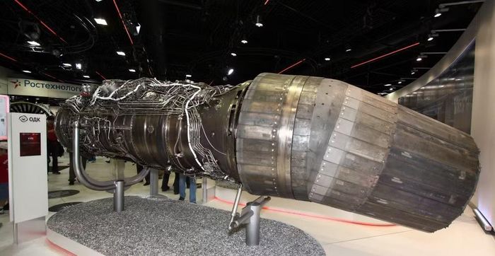 Việc phát triển động cơ turbine khí công nghiệp AL-41ST chính thức bắt đầu vào năm 2019, nguyên mẫu đầu tiên được thử nghiệm từ năm 2023 và đang có những bước tiến vững chắc hướng đến công suất ngày một lớn hơn.