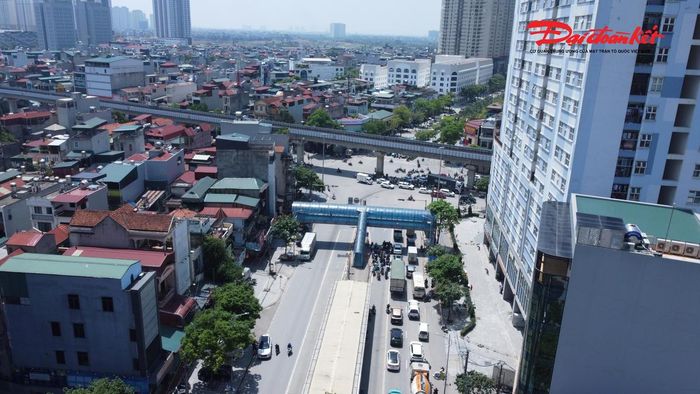 Với tổng mức đầu tư dự kiến gần 880 tỷ đồng, dự án được xác định là một trong những công trình hạ tầng giao thông trọng điểm của Hà Nội giai đoạn 2026 - 2028, góp phần tháo gỡ điểm nghẽn giao thông tại khu vực phía Tây Nam thành phố.