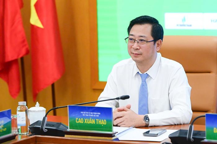 Ông Cao Xuân Thạo - Phó Chủ tịch UBTƯ MTTQ Việt Nam chủ trì buổi họp báo.