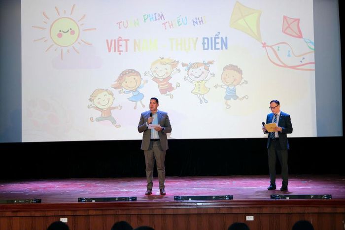 Ông Johan Ndisi - Đại sứ Thụy Điển tại Việt Nam phát biểu. Ảnh: BTC.