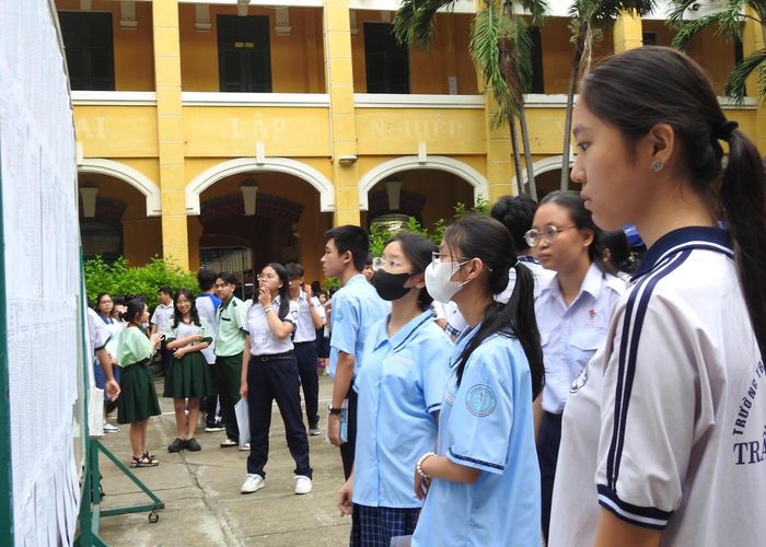 Có hơn 1.200 thí sinh vắng mặt ở ngày thi đầu tiên tại TP Hồ Chí Minh. Ảnh: Đ.Xá.