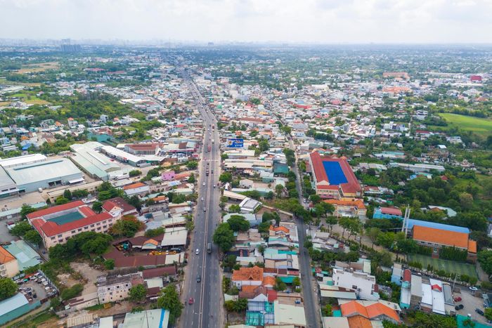  Nằm ở vùng ven TP.HCM nhưng xã Bình Chánh có mức độ đô thị hóa cao, và ngày càng thể hiện năng lực bứt tốc hạ tầng liên vùng.
