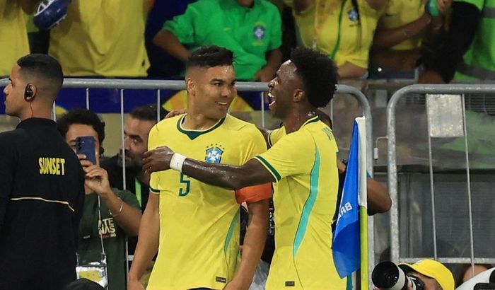 Casemiro liên tục ghi bàn trong màu áo MU và cả khi lên tuyển Brazil.