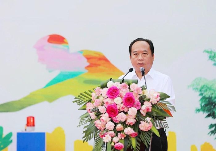 Phó Chủ tịch UBND tỉnh Điện Biên Nguyễn Minh Phú phát biểu tại buổi lễ