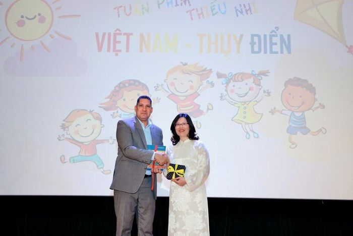 Tuần phim Thiếu nhi Việt Nam - Thụy Điển là hoạt động tiếp nối nhiều thập kỷ hợp tác giữa hai nước trong lĩnh vực điện ảnh và giao lưu văn hóa