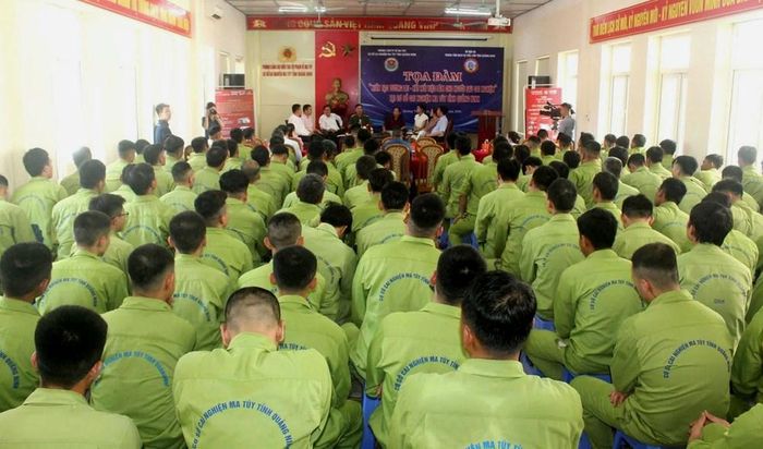 Quảng Ninh sẽ tổ chức tổng rà soát người nghiện ma túy, người sử dụng trái phép chất ma túy nhằm đánh giá đúng thực trạng, quản lý chặt chẽ và áp dụng các biện pháp cai nghiện phù hợp theo quy định của pháp luật