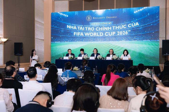Quang cảnh buổi họp báo