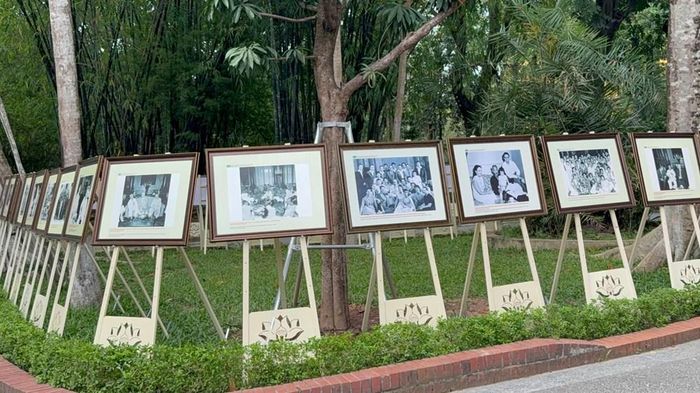115 bức ảnh không chỉ là tư liệu quý giá mà còn là cầu nối gợi lại những kỷ niệm thiêng liêng, sâu sắc về Người
