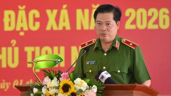 Thiếu tướng Nguyễn Thanh Trường phát biểu tiếp thu ý kiến chỉ đạo của Phó Thủ tướng Thường trực.