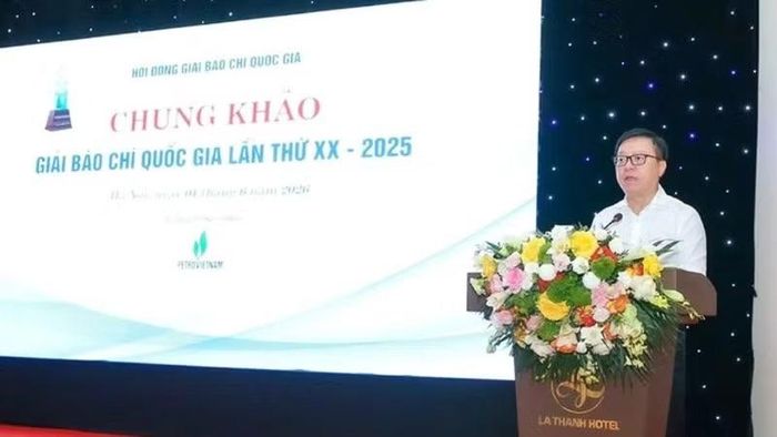 Đồng chí Lê Quốc Minh, Chủ tịch Hội Nhà báo Việt Nam, Chủ tịch Hội đồng Chung khảo phát biểu khai mạc.