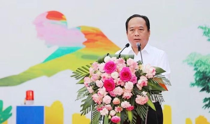 Đồng chí Nguyễn Minh Phú, Phó Chủ tịch Ủy ban nhân dân tỉnh Điện Biên phát biểu tại Lễ phát động Tháng hành động phòng, chống bạo lực gia đình trên địa bàn tỉnh Điện Biên.