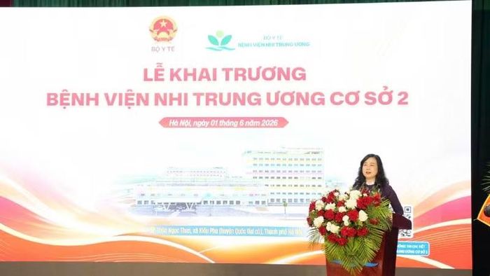 Bộ trưởng Y tế Đào Hồng Lan phát biểu tại lễ khai trương.