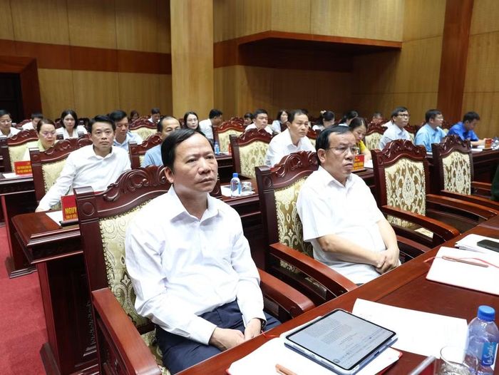 Các đại biểu dự Hội nghị.