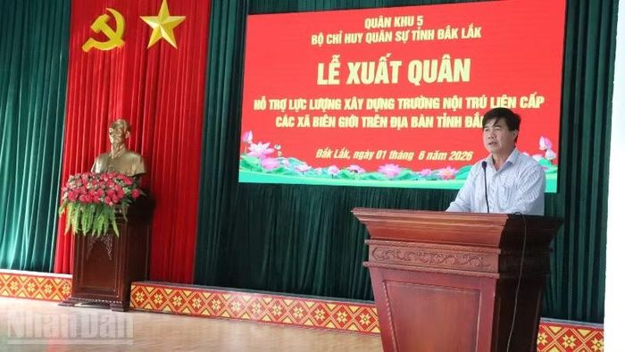 Phó Chủ tịch Ủy ban nhân dân tỉnh Đắk Lắk Nguyễn Thiên Văn phát biểu tại buổi lễ.