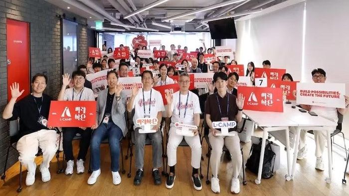 Buổi khởi động của chương trình L-Camp Program tại Seoul, Hàn Quốc.