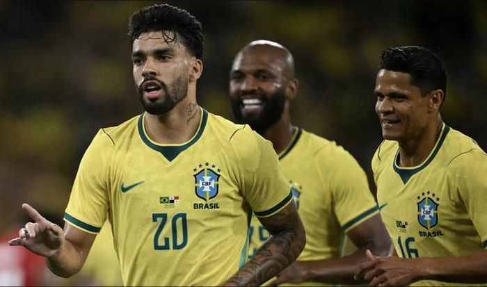 Lucas Paqueta (20) lập công