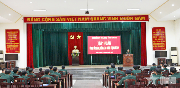 Quang cảnh khai mạc. 