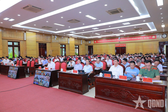 Các đại biểu tham dự hội nghị.