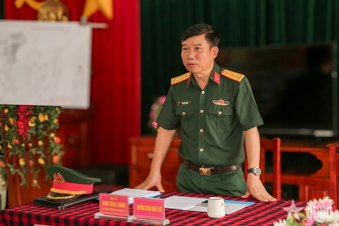 Đại tá Đinh Ngọc Chính, Phó cục trưởng Cục Xăng dầu quán triệt và giao nhiệm vụ cho các cơ quan, đơn vị.
