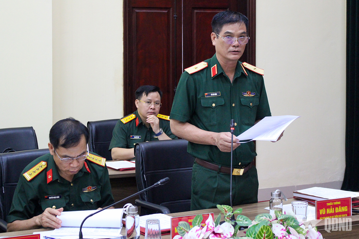 Thiếu tướng Vũ Hải Đăng, Phó chánh Thanh tra Bộ Quốc phòng, Trưởng đoàn thanh tra công bố quyết định thanh tra chuyên đề đối với Quân khu 1. 
