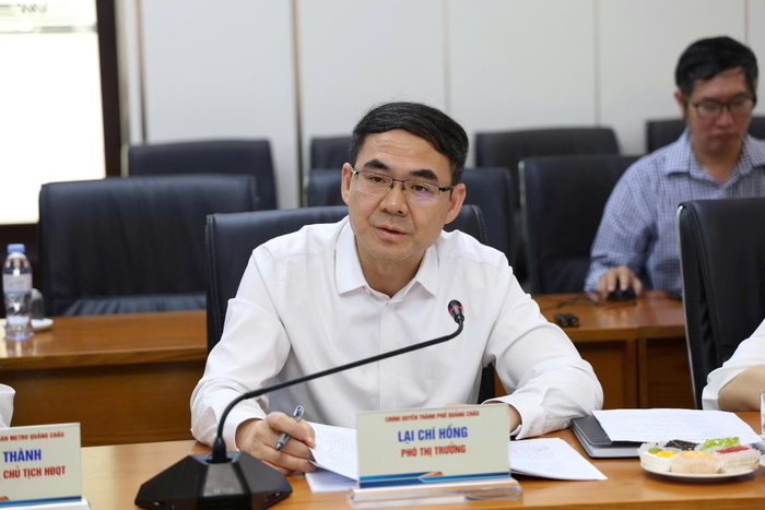  Ông Lại Chí Hồng, Phó thị trưởng TP Quảng Châu (Trung Quốc) phát biểu tại hội đàm.