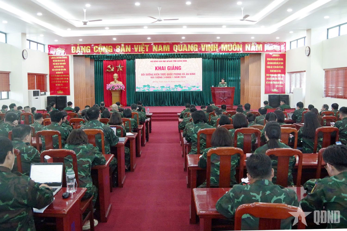 Quang cảnh khai mạc. 
