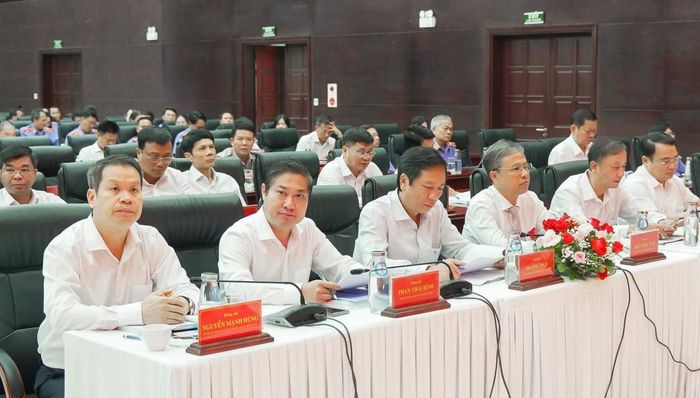 Các đại biểu dự Hội nghị.