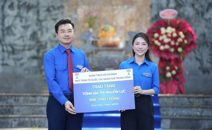 Gần 400 triệu đồng nguồn lực đến với người dân vùng khó Thanh Hóa.