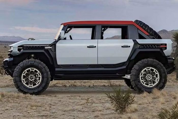 Kể từ khi hồi sinh dưới dạng xe điện, GMC HUMMER EV đã trở thành biểu tượng của phân khúc “EV Supertruck” với thiết kế đồ sộ, công nghệ hiện đại và khả năng off-road thuộc hàng đầu thế giới. Tuy nhiên, kích thước khổng lồ cùng trọng lượng lên đến hơn 4 tấn cũng khiến mẫu xe này không phải lựa chọn phù hợp cho mọi điều kiện sử dụng.