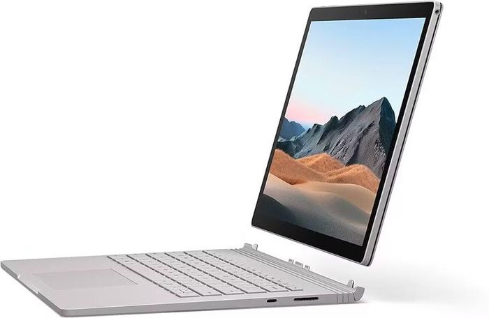 Surface từng là “vị cứu tinh” của Windows trong thời kỳ laptop PC thiếu bản sắc, nhưng giờ đây chính dòng sản phẩm này lại đang trở thành tâm điểm chỉ trích khi người dùng cảm thấy Microsoft không còn đặt trải nghiệm khách hàng lên ưu tiên hàng đầu.