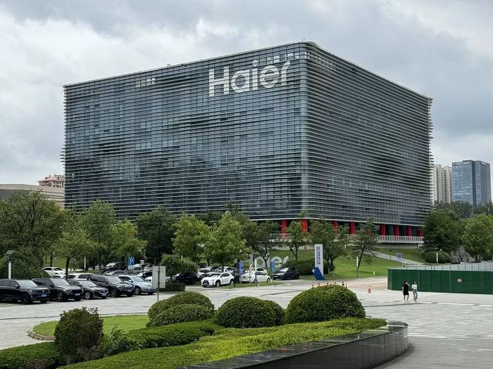 Sau thương vụ này, Haier tiếp quản toàn bộ hoạt động kinh doanh thiết bị gia dụng của GE và tiếp tục duy trì hình ảnh đậm chất Mỹ nhằm giữ vững niềm tin của người tiêu dùng tại thị trường Bắc Mỹ, nơi thương hiệu vẫn có sức ảnh hưởng rất lớn.