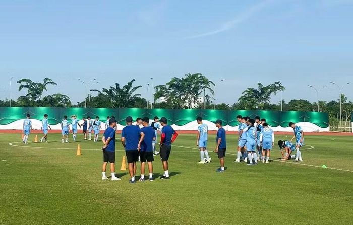 Trong khi đó, U19 Việt Nam chưa có được lực lượng mạnh nhất do ảnh hưởng từ lịch thi đấu trong nước và không có cầu thủ nhập tịch nào. Ảnh: VFF.
