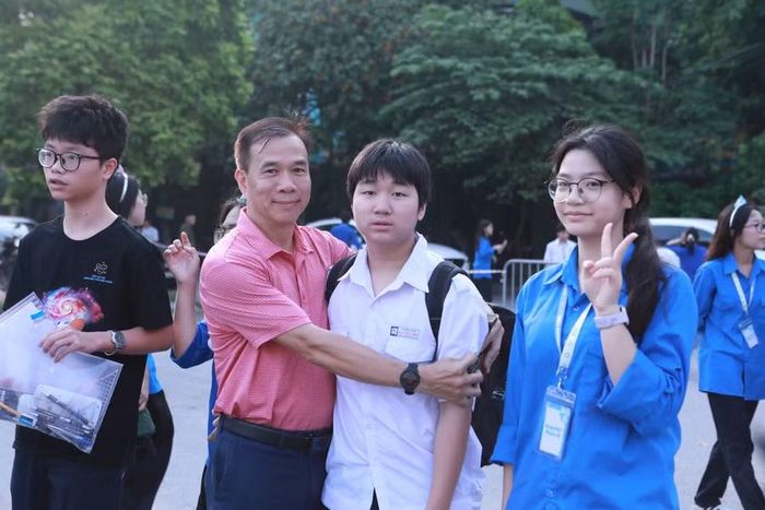 Năm nay, Hà Nội có hơn 16.000 thí sinh đăng ký dự thi vào lớp 10 chuyên.