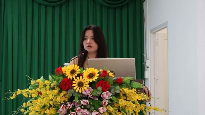Nhiều tham luận được trình bày tại hội thảo.